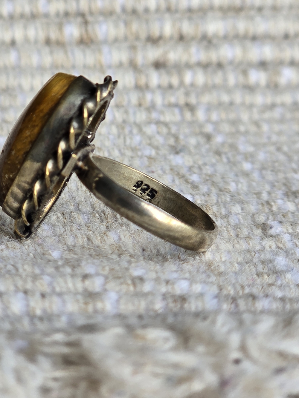 Vintage Sterling Silver Tiger's Eye Ring - Picture 3 of 5